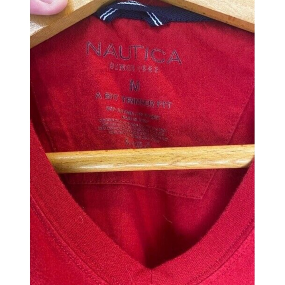 NAUTICA Deck T-Shirt Men's MEDUIM Red SHORT SLEEVE V-Neck TRIMMER FIT solid - Picture 4 of 4